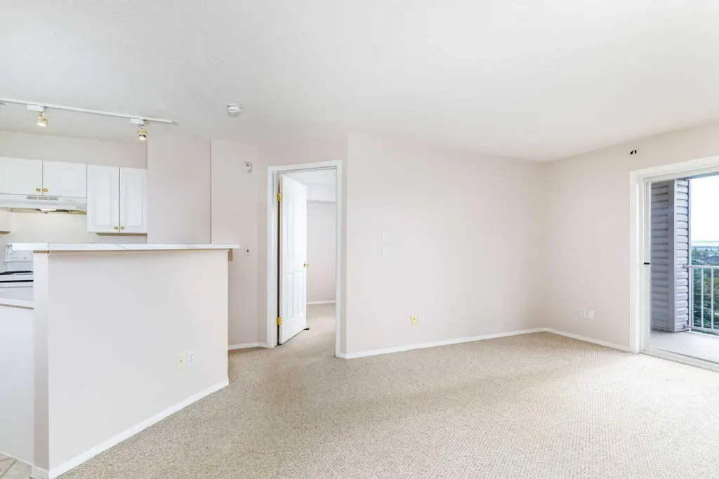 60 Lawford Avenue Red Deer AB T4R 3E9