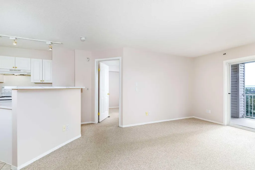60 Lawford Avenue Red Deer AB T4R 3E9