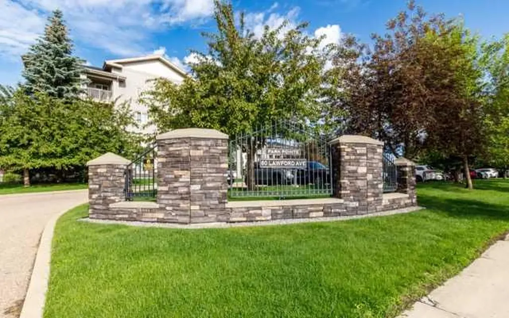 60 Lawford Avenue Red Deer AB T4R 3E9