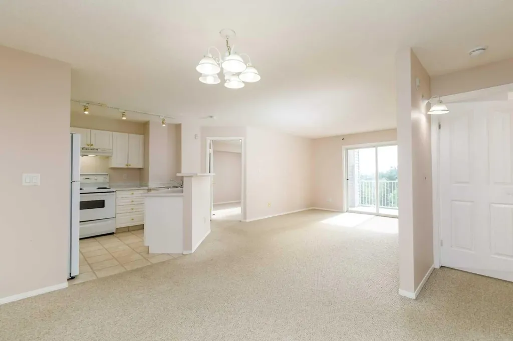 60 Lawford Avenue Red Deer AB T4R 3E9