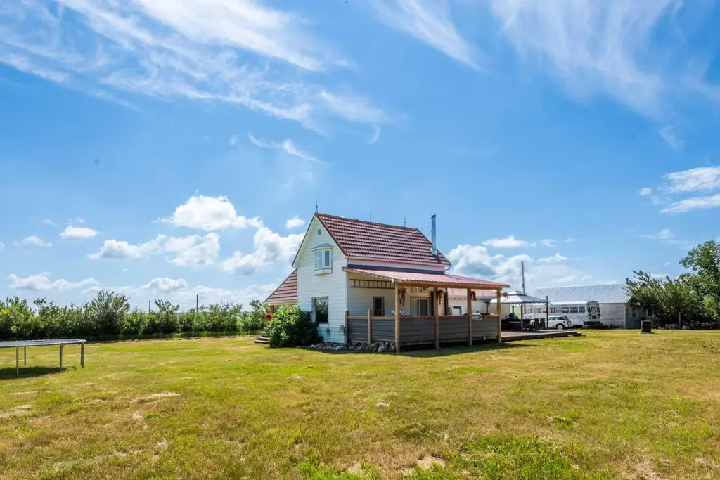234005 Twp Road 164 Rural Vulcan County AB T0L 2B0