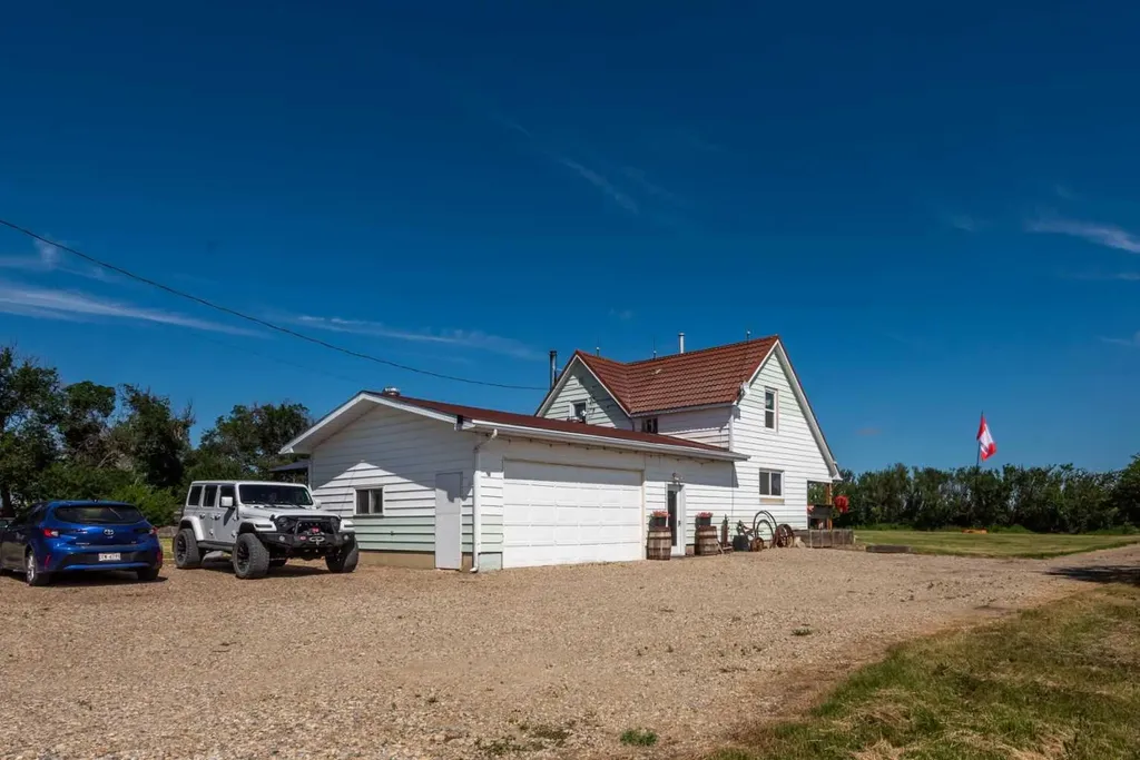 234005 Twp Road 164 Rural Vulcan County AB T0L 2B0