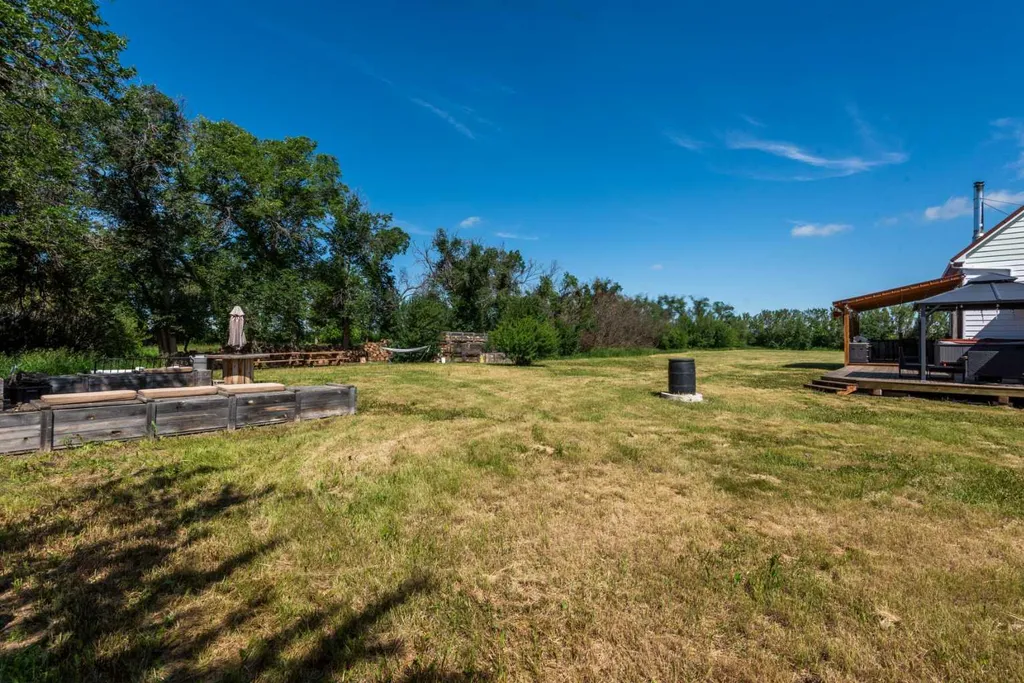 234005 Twp Road 164 Rural Vulcan County AB T0L 2B0