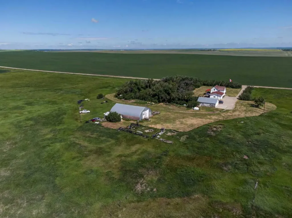 234005 Twp Road 164 Rural Vulcan County AB T0L 2B0