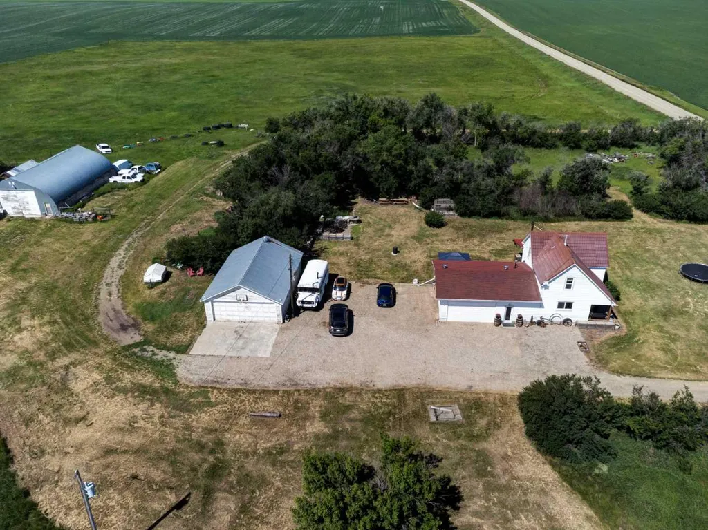 234005 Twp Road 164 Rural Vulcan County AB T0L 2B0
