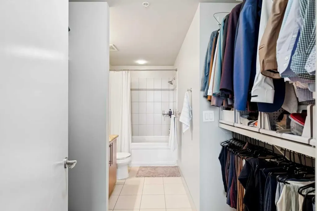 817 15 Avenue SW Calgary AB T2R0H8