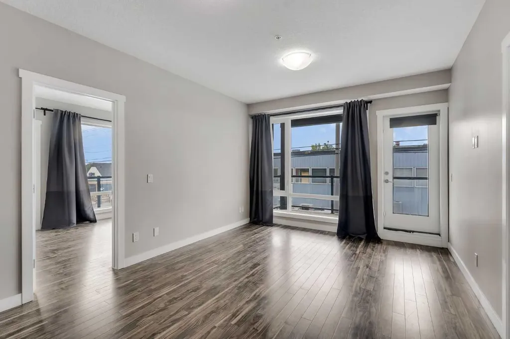 605 17 Avenue NW Calgary AB T2M 0N6