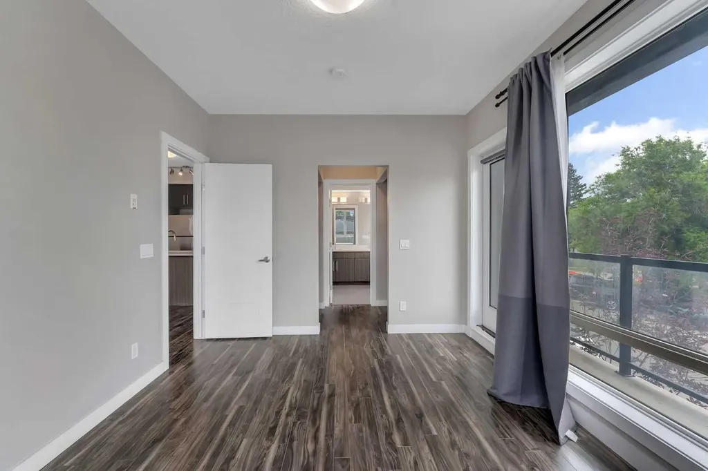 605 17 Avenue NW Calgary AB T2M 0N6