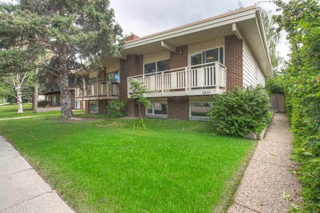 5839 66 Avenue NW Calgary AB T3A 2A8