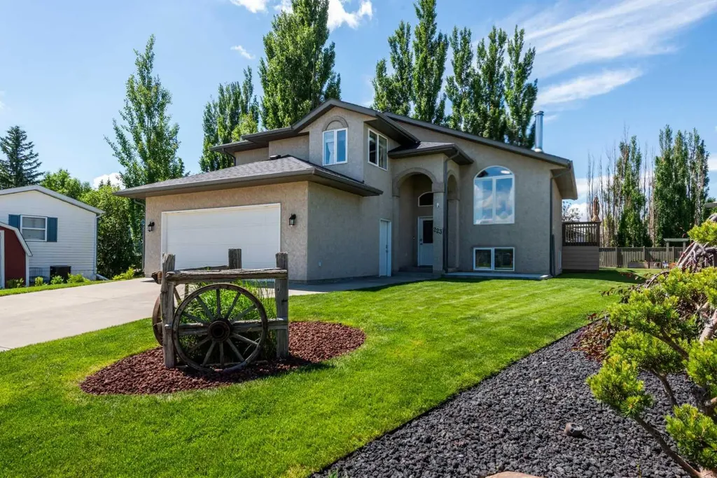 223 Birch Road Vulcan AB T0L 2B0