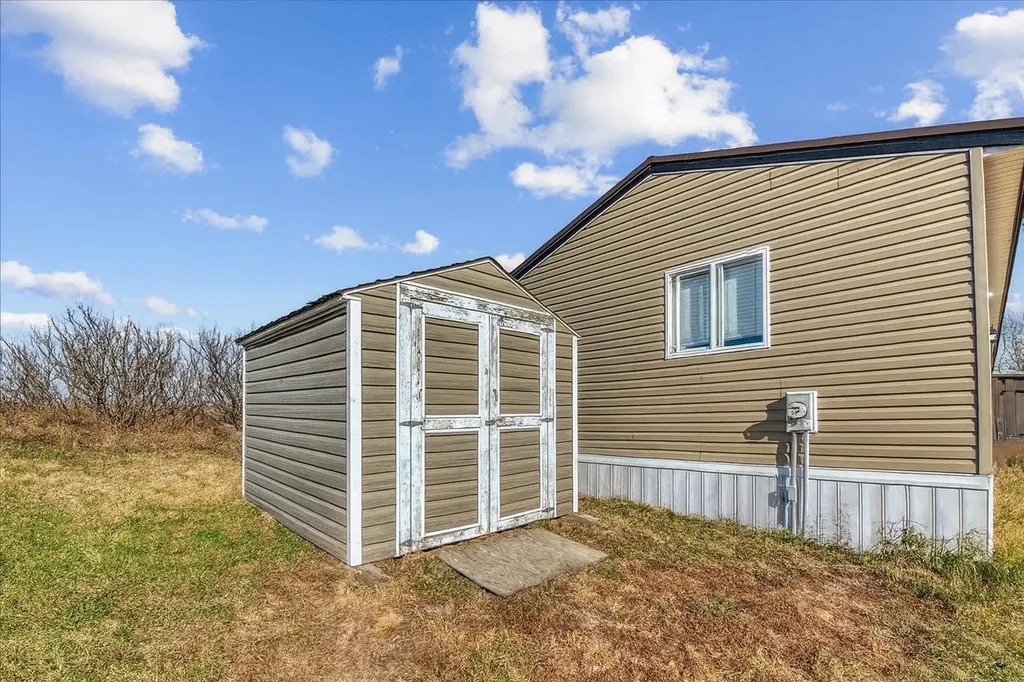 190003 Range Road 240 Rural Vulcan County AB T0L0B0