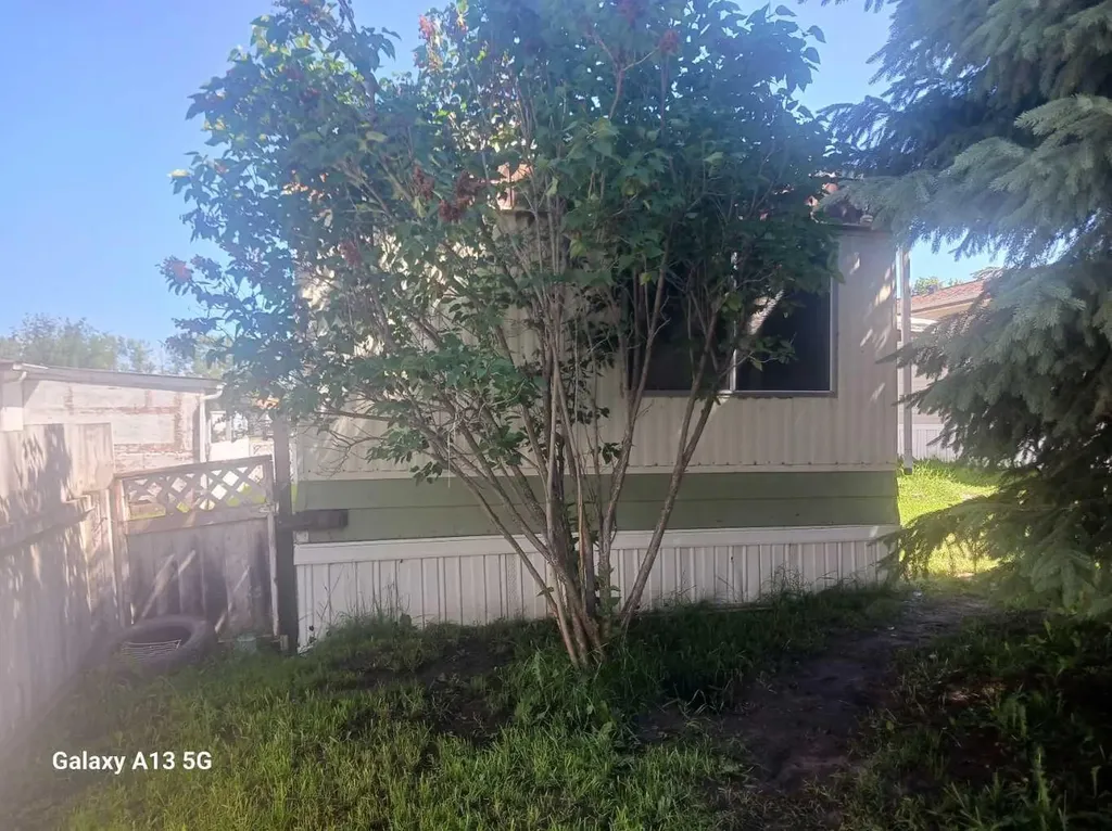 97 Westwood Court Innisfail AB T4G 1S2
