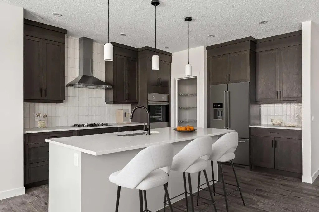 167 Lucas Gardens NW Calgary AB T3P 2R9