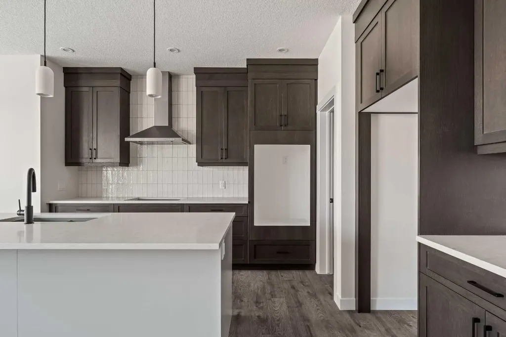 167 Lucas Gardens NW Calgary AB T3P 2R9