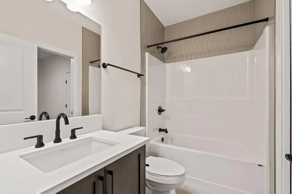 167 Lucas Gardens NW Calgary AB T3P 2R9