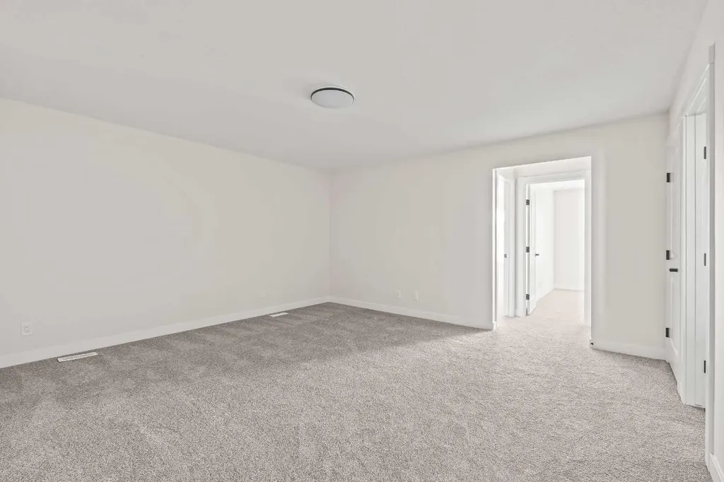 167 Lucas Gardens NW Calgary AB T3P 2R9
