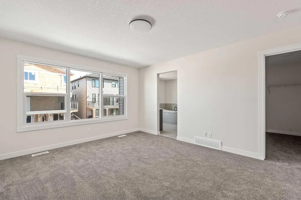 167 Lucas Gardens NW Calgary AB T3P 2R9