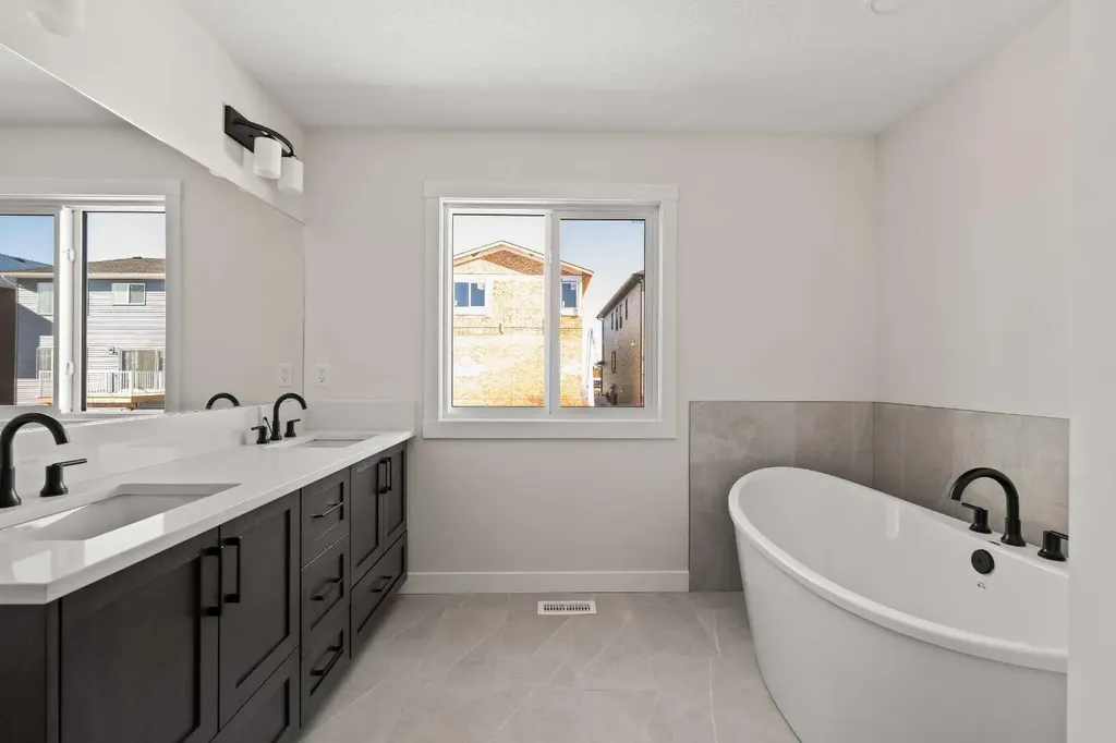 167 Lucas Gardens NW Calgary AB T3P 2R9