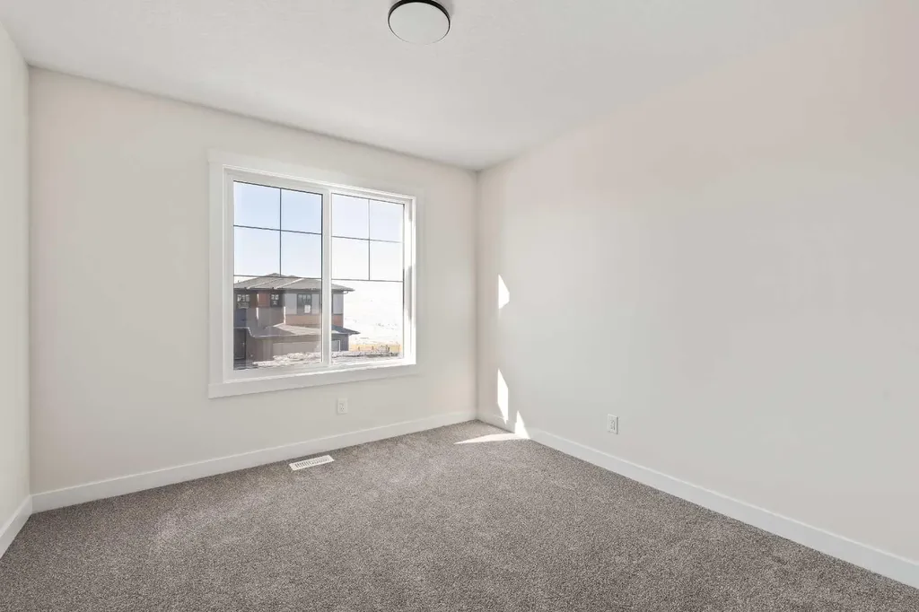 167 Lucas Gardens NW Calgary AB T3P 2R9