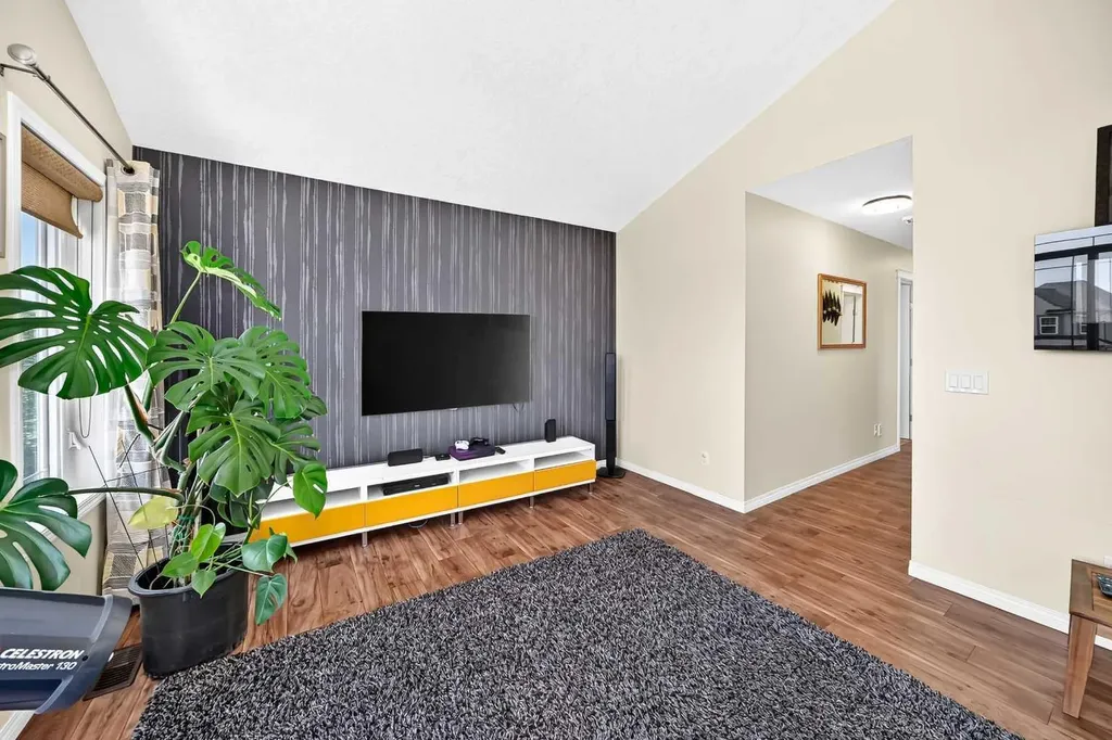 157 Sage Valley Road NW Calgary AB T3R 0J2