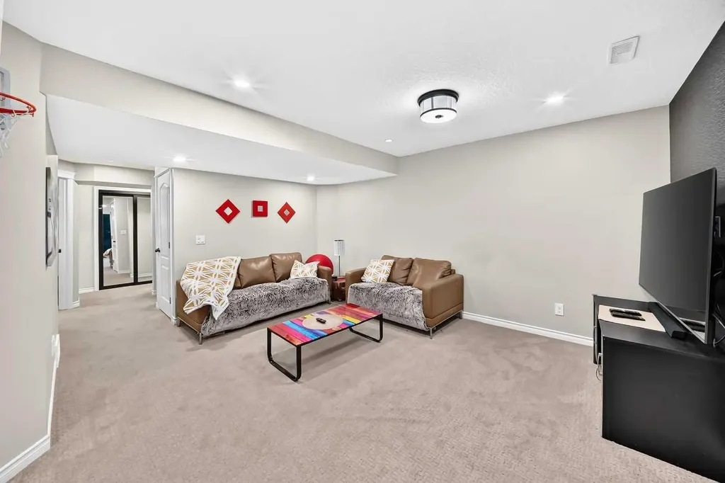 157 Sage Valley Road NW Calgary AB T3R 0J2