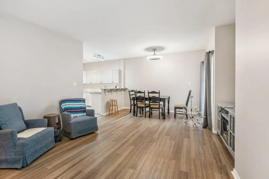 121 Silkstone Road W Lethbridge AB T1J 3A8
