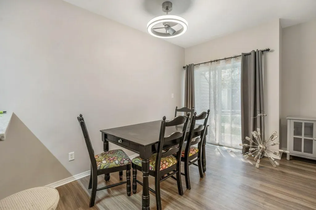 121 Silkstone Road W Lethbridge AB T1J 3A8