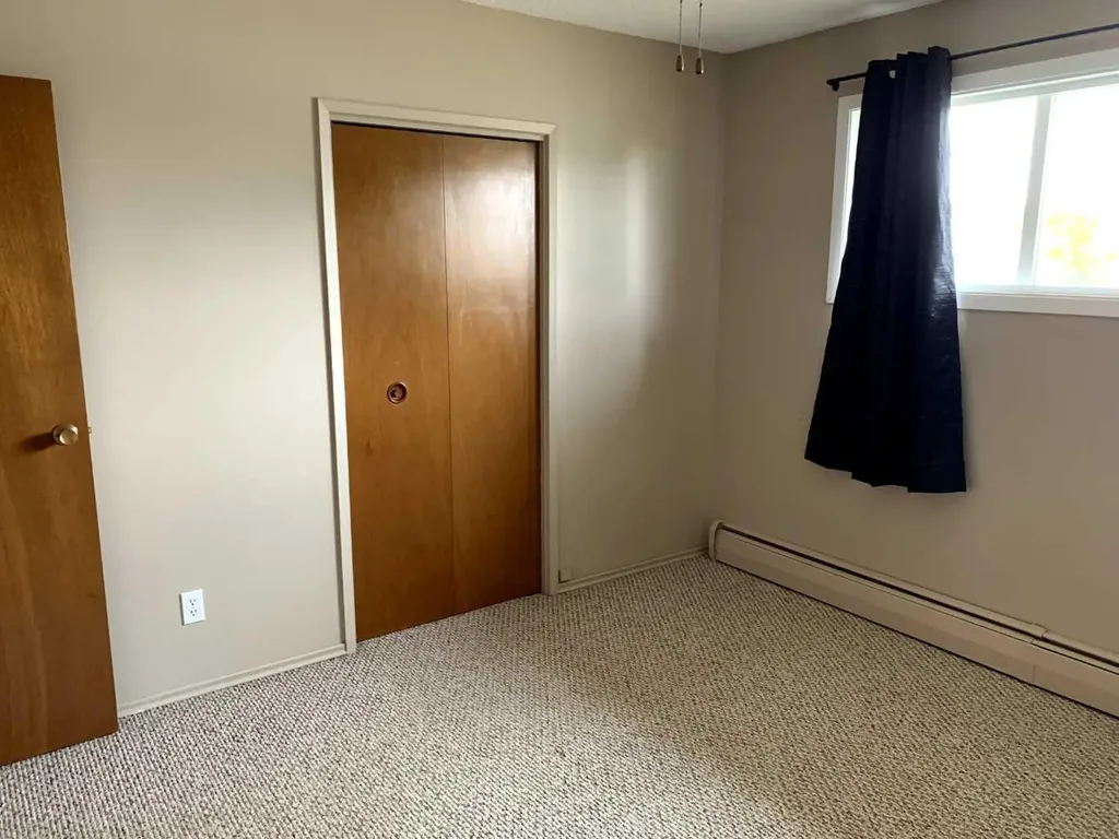 5017 Windsor Avenue Coronation AB T0C1C0