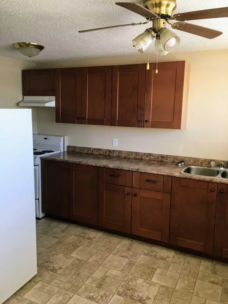 5017 Windsor Avenue Coronation AB T0C1C0