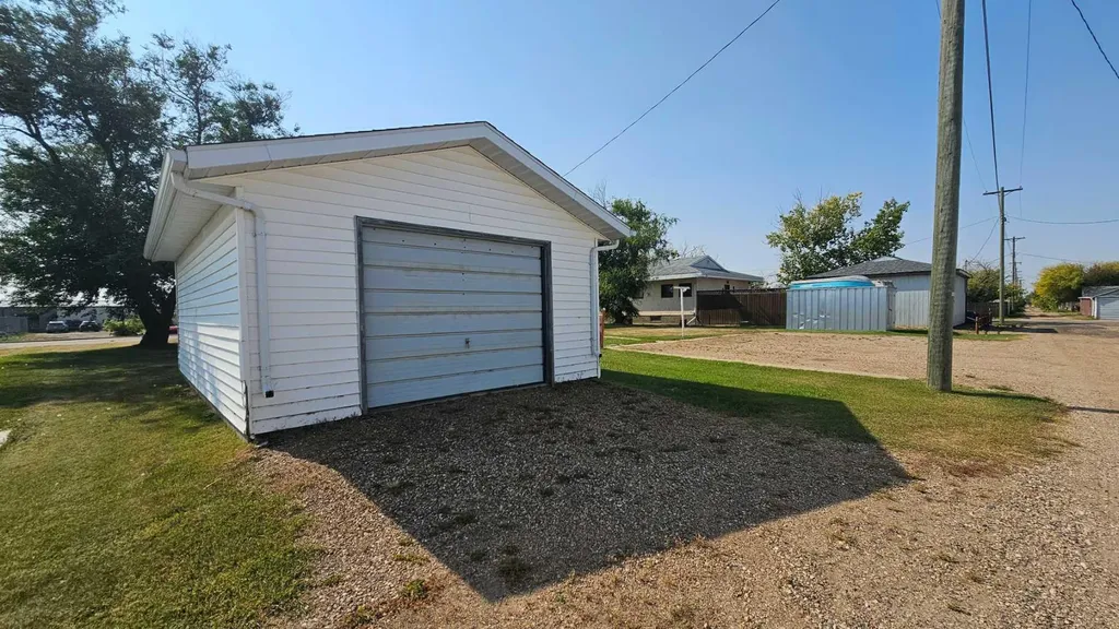 5017 Windsor Avenue Coronation AB T0C1C0