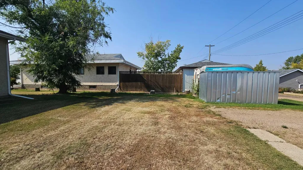 5017 Windsor Avenue Coronation AB T0C1C0