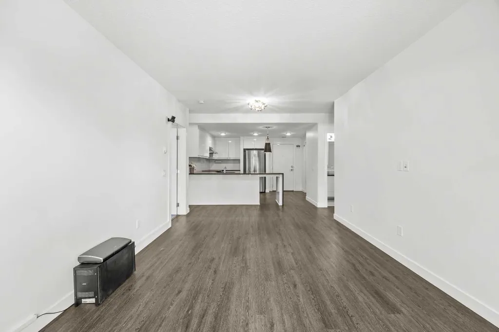 25 Aspenmont Heights SW Calgary AB T3H 0E4