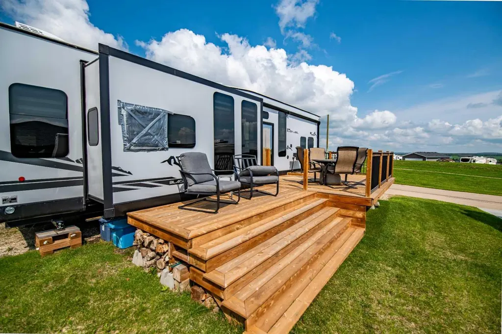 25054 South Pine Lake Road Rural Red Deer County AB T0M 1S0