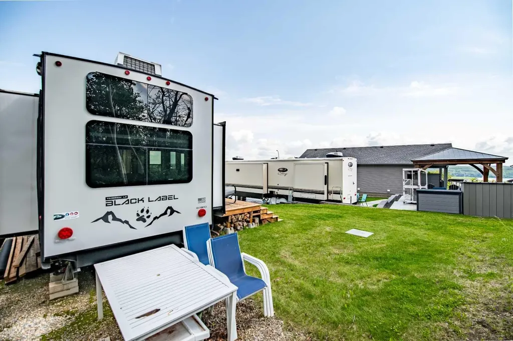 25054 South Pine Lake Road Rural Red Deer County AB T0M 1S0