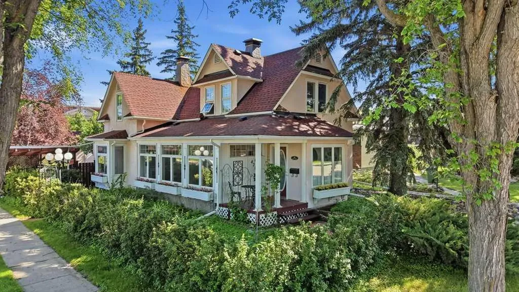4714 48 Avenue Wetaskiwin AB T9A 0M3