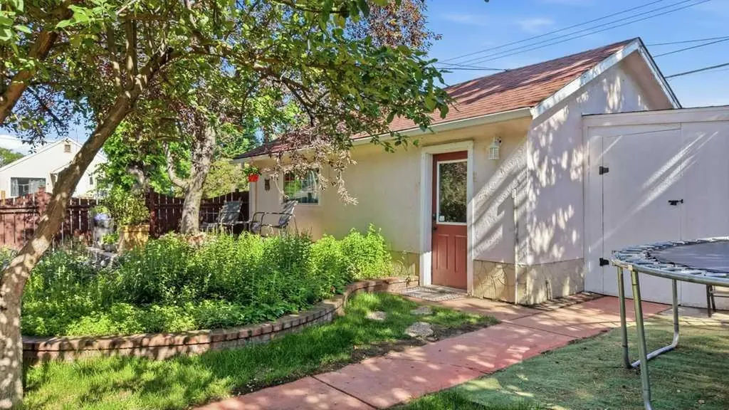 4714 48 Avenue Wetaskiwin AB T9A 0M3