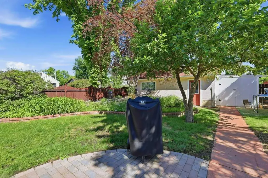 4714 48 Avenue Wetaskiwin AB T9A 0M3