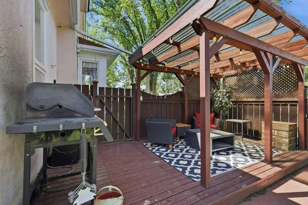 4714 48 Avenue Wetaskiwin AB T9A 0M3