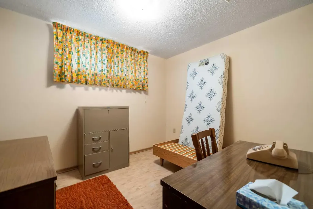 61 5 Street SW Medicine Hat AB T1A4G3