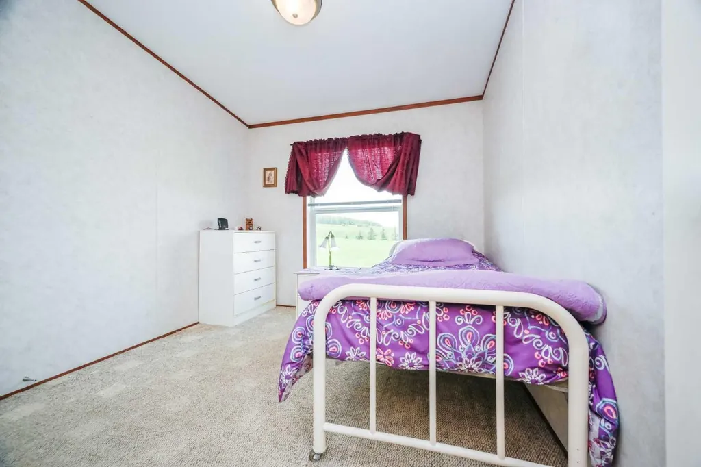 69005 Range Road 64 Grovedale AB T0H 1X0
