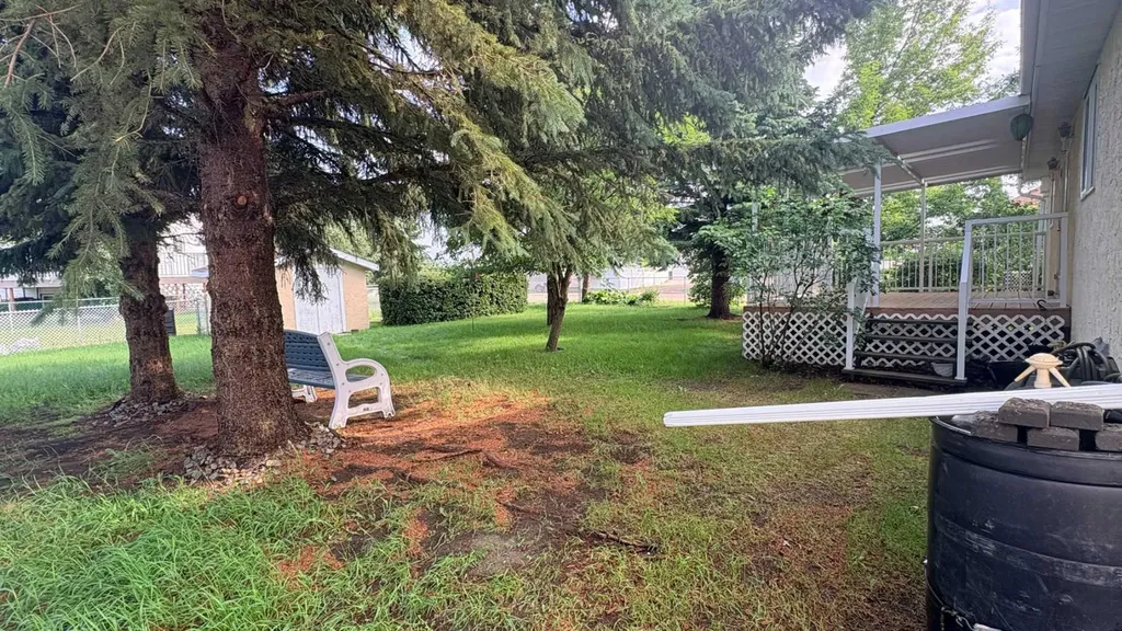 1834 10 Avenue Wainwright AB T9W 1L4