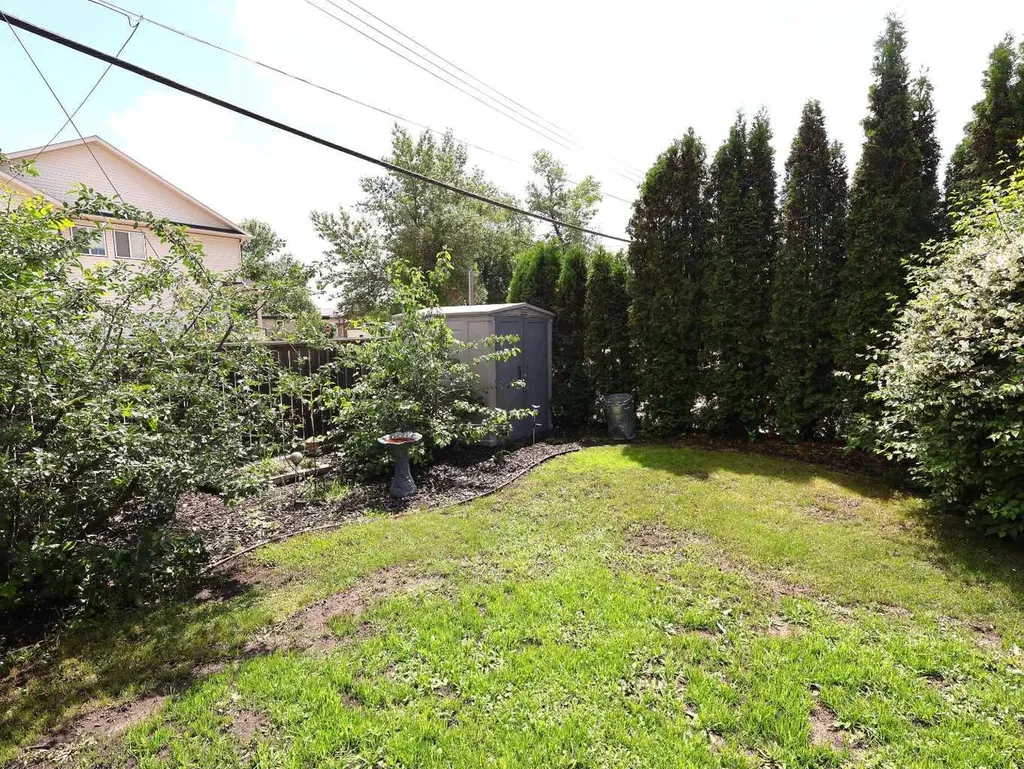 4901 52 Street Stettler AB T0C 2L0
