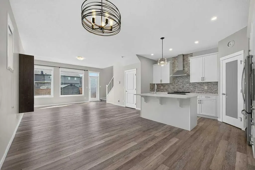 556 Belmont Heath SW Calgary AB T2X 4H4
