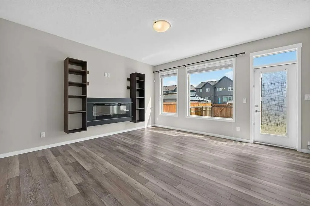 556 Belmont Heath SW Calgary AB T2X 4H4