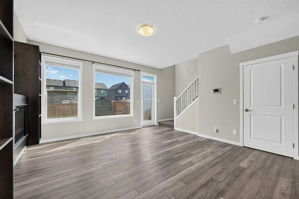 556 Belmont Heath SW Calgary AB T2X 4H4