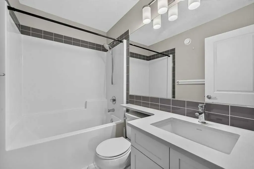 556 Belmont Heath SW Calgary AB T2X 4H4