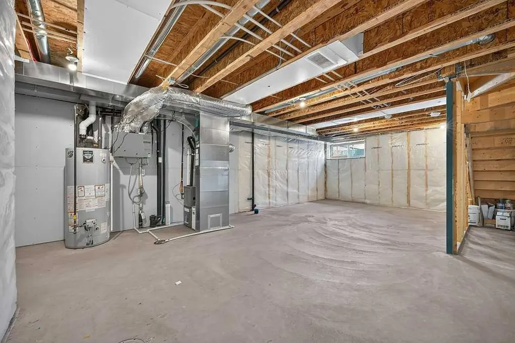 556 Belmont Heath SW Calgary AB T2X 4H4
