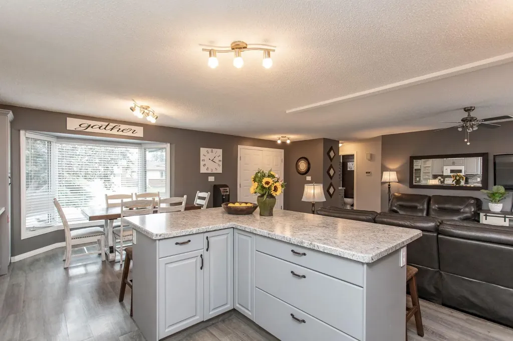 8 Caswell Close Red Deer AB T4P 2T6