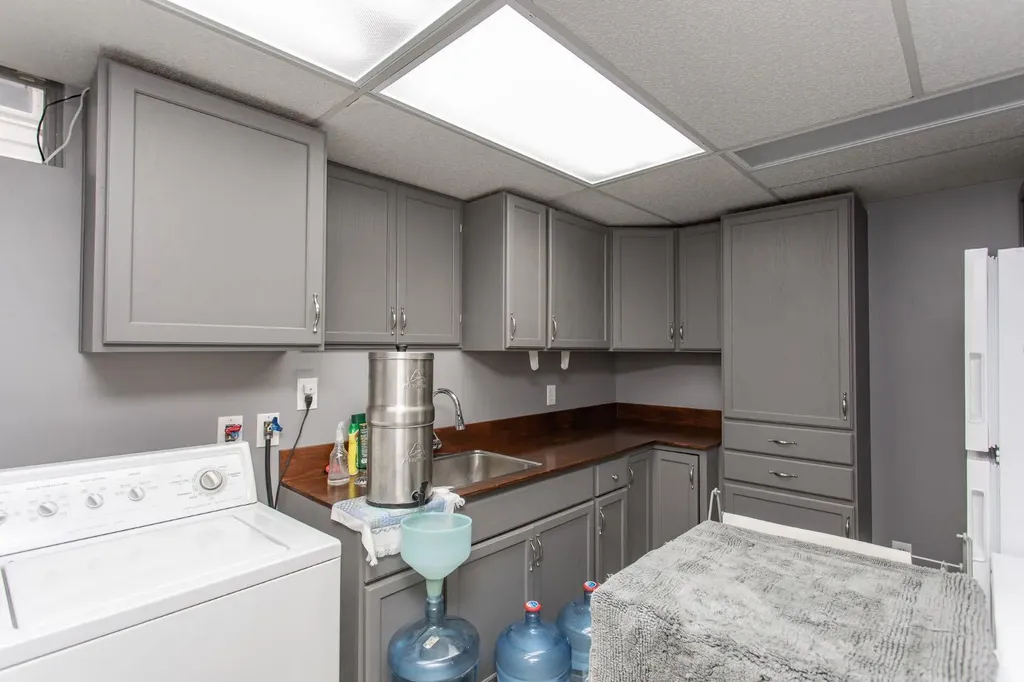8 Caswell Close Red Deer AB T4P 2T6