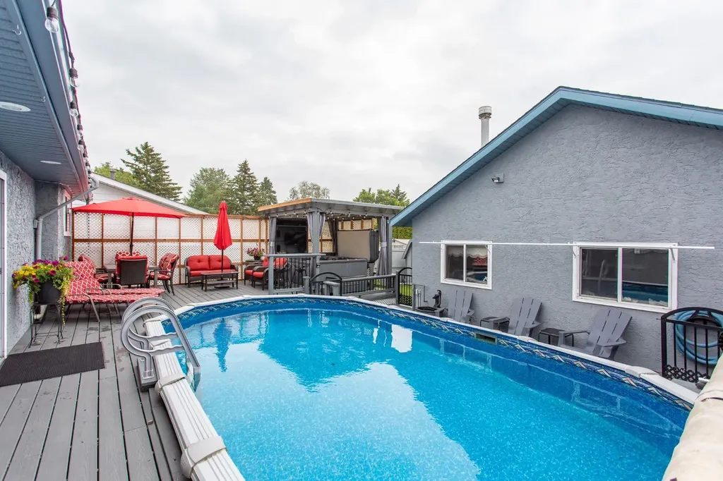 8 Caswell Close Red Deer AB T4P 2T6